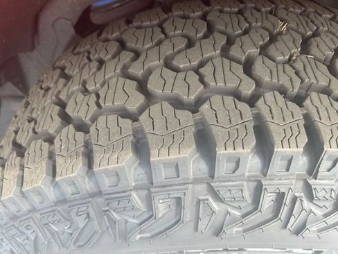 Certified 2025 Ford Bronco Stroppe Edition AWD/4WD image 19