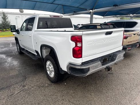 Used 2020 Chevrolet Silverado 2500 LT w/ Z71 Off-Road Package AWD/4WD image 4