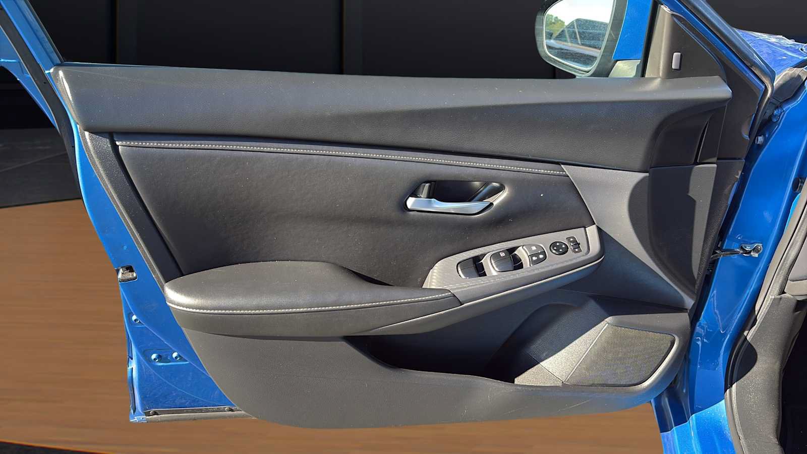 Used 2024 Nissan Sentra SV FWD image 16