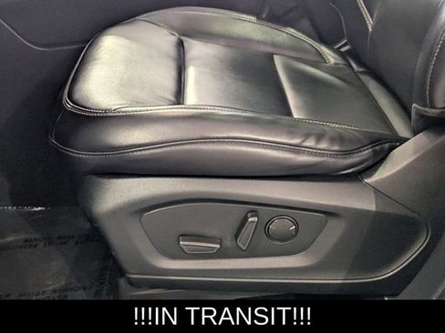 Used 2021 Ford Explorer XLT image 14