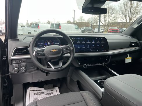 New 2026 Chevrolet Tahoe LS image 17