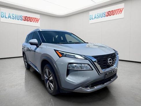Used 2023 Nissan Rogue SL w/ SL Premium Package AWD/4WD image 1
