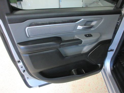 Used 2019 RAM 1500 Big Horn image 19