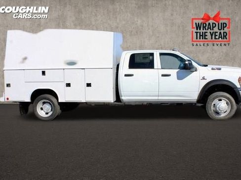 New 2024 RAM 5500 Tradesman w/ Chrome Appearance Group image 1
