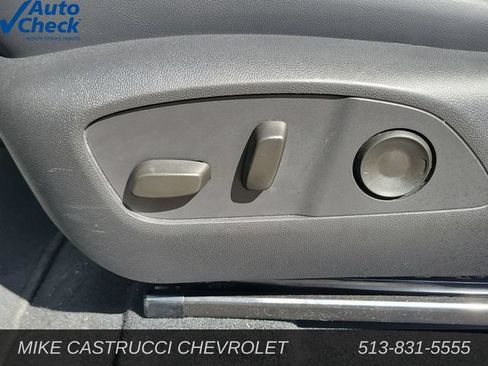 Used 2026 GMC Acadia Elevation w/ Elevation Premium Package FWD image 22