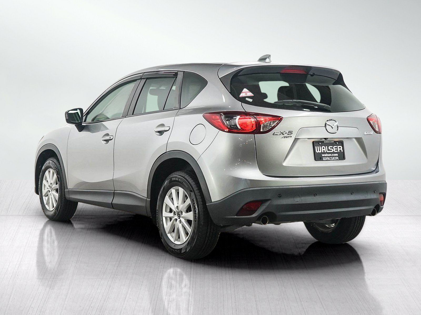 Used 2013 MAZDA CX-5 Touring w/ Touring Tech Pkg AWD/4WD image 3