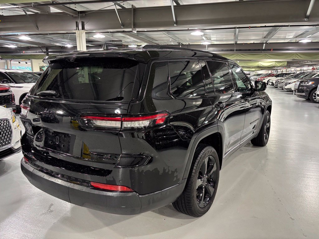 Used 2025 Jeep Grand Cherokee L Limited w/ Luxury Tech Group II AWD/4WD image 4