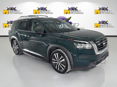 Used 2022 Nissan Pathfinder Platinum w/ Lighting Package (N93) AWD/4WD image 3