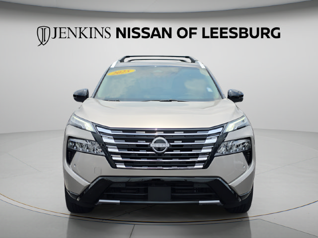 Used 2025 Nissan Rogue Platinum w/ Platinum Premium Package AWD/4WD image 15