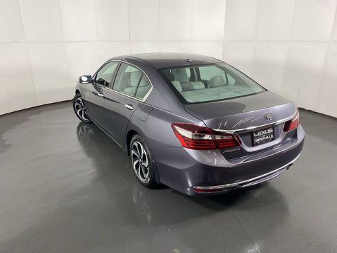 Used 2016 Honda Accord EX-L image 10