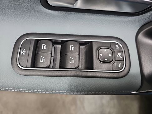 Used 2025 Mercedes-Benz CLA 35 AMG AMG CLA 35 image 31