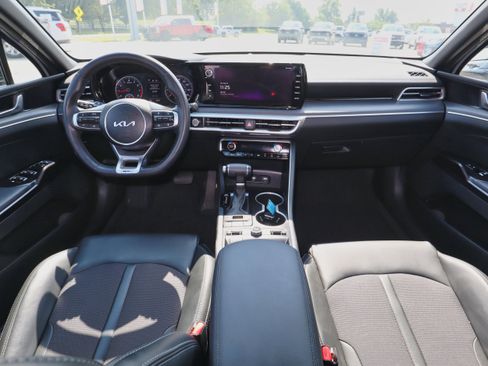 Used 2024 Kia K5 GT-Line image 15