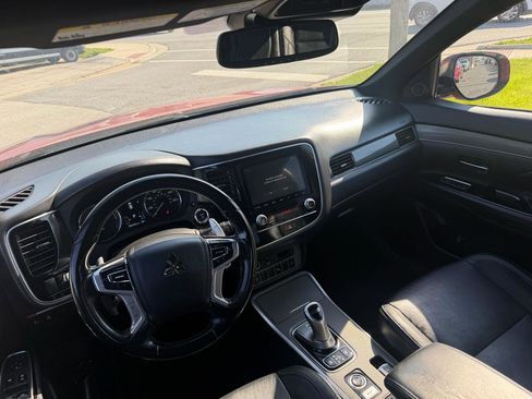Used 2020 Mitsubishi Outlander SEL AWD/4WD image 11