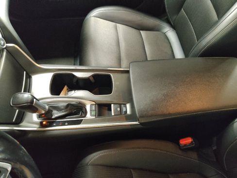 Used 2020 Honda Accord Sport image 26