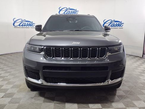 Used 2025 Jeep Grand Cherokee L Laredo w/ Trailer Tow Package image 5