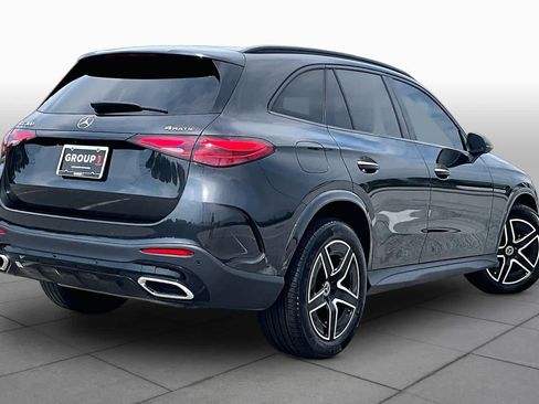 Used 2025 Mercedes-Benz GLC 300 4MATIC image 13