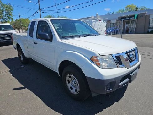 Used 2018 Nissan Frontier S RWD image 3