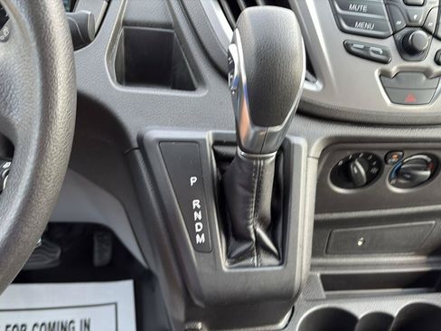 Used 2019 Ford Transit 350 XLT RWD image 23