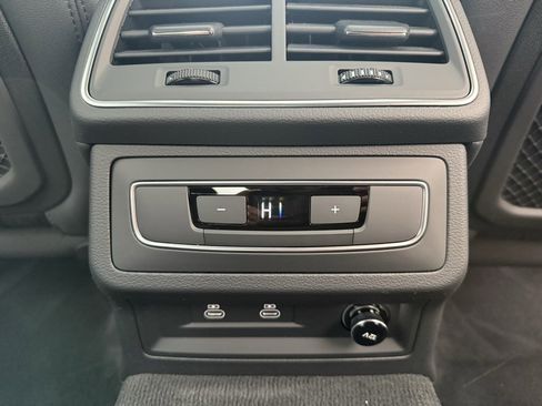 Used 2023 Audi A6 2.0T Premium w/ Convenience Package image 37