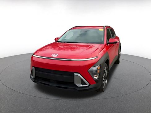 Used 2025 Hyundai Kona SEL image 7