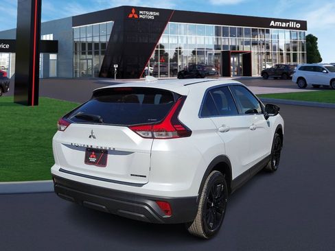 New 2026 Mitsubishi Eclipse Cross LE image 3