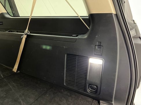 Used 2024 Ford Expedition Max XLT image 44