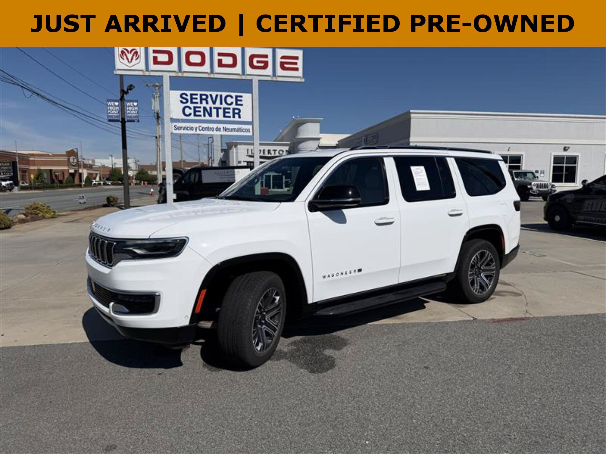 Used 2025 Jeep Wagoneer Series II AWD/4WD image 1