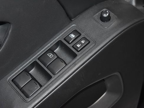 Certified 2024 Nissan Frontier SV w/ Technology Package image 5