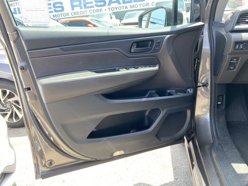 Used 2018 Honda Odyssey EX-L image 14