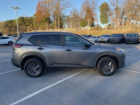 Certified 2021 Nissan Rogue S image 9