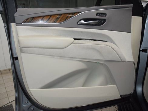 Used 2023 Cadillac Escalade Premium Luxury Platinum image 48