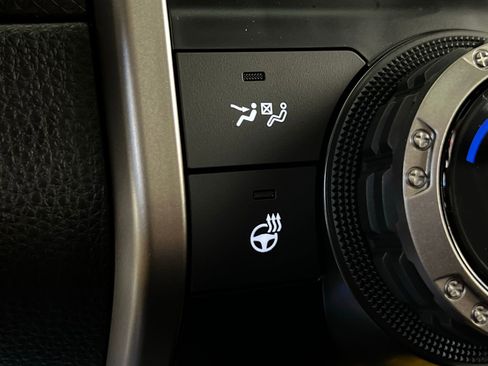 Certified 2025 Toyota 4Runner Limited image 23