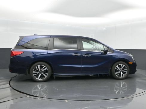 Certified 2024 Honda Odyssey Touring image 5