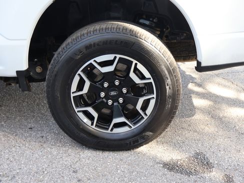 Used 2022 Ford F150 Lightning Pro image 12