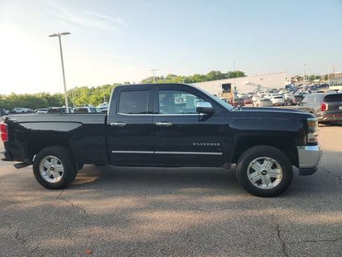 Used 2017 Chevrolet Silverado 1500 LT w/ All Star Edition AWD/4WD image 7