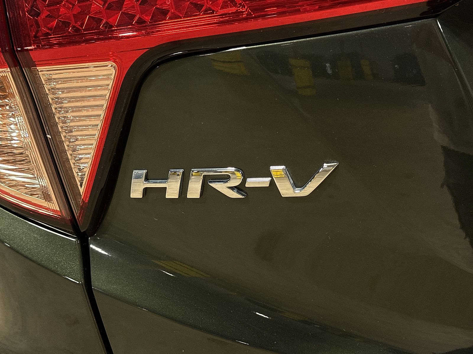 Used 2018 Honda HR-V EX image 24