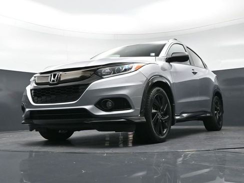 Used 2022 Honda HR-V Sport image 32