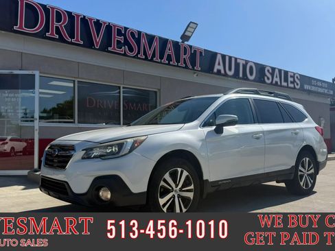 Used 2019 Subaru Outback 3.6R Limited w/ Popular Package #2 AWD/4WD image 1