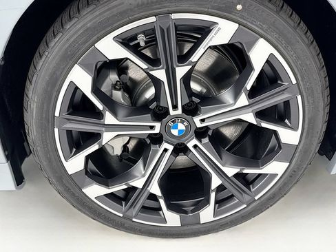 New 2026 BMW 330i Sedan w/ M Sport Package RWD image 31