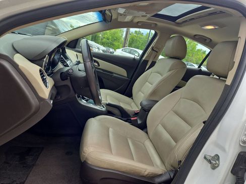 Used 2012 Chevrolet Cruze LTZ FWD image 16