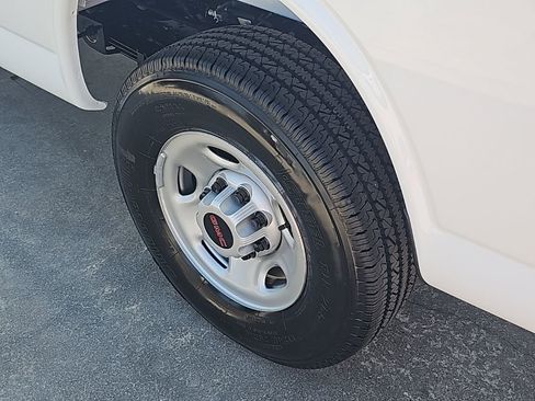 New 2025 GMC Savana 3500 w/ Driver Convenience Package image 11