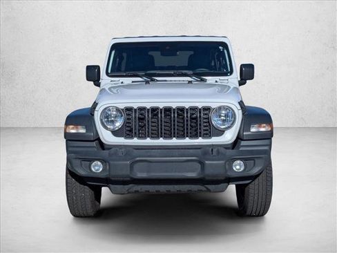 Used 2024 Jeep Wrangler Sport S image 2