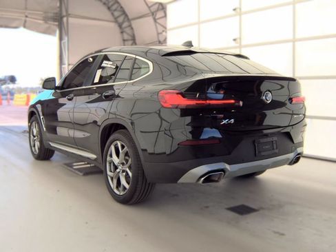 Used 2025 BMW X4 xDrive30i w/ Premium Package AWD/4WD image 2