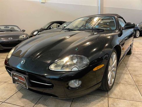 Used 2006 Jaguar XK8 Convertible RWD image 1