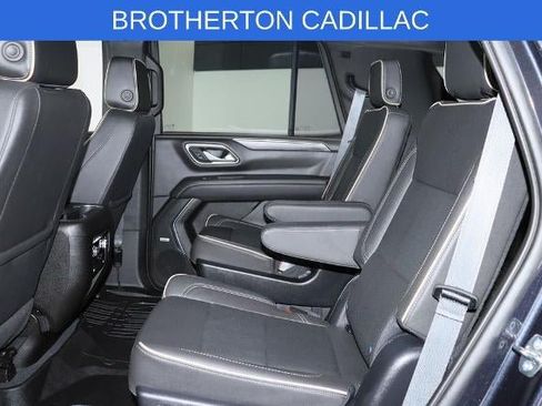 Used 2023 GMC Yukon SLT w/ SLT Premium Package AWD/4WD image 30