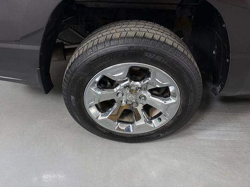 Used 2019 RAM 1500 Big Horn AWD/4WD image 13