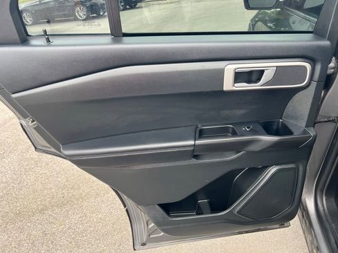 Used 2023 Ford Explorer 4WD image 19