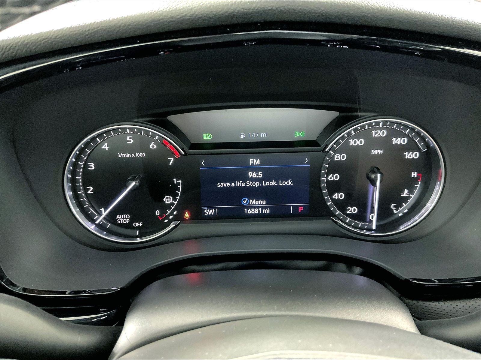 Certified 2024 Cadillac XT5 Premium Luxury FWD image 13