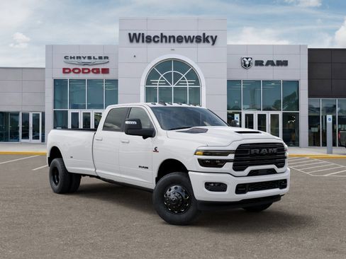 New 2026 RAM 3500 Laramie AWD/4WD image 5