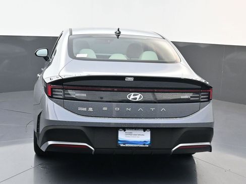Certified 2026 Hyundai Sonata SE FWD image 5
